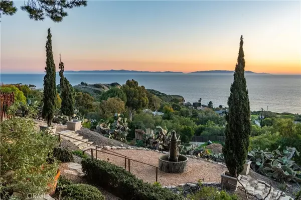 Rancho Palos Verdes, CA 90275,4 Thyme Place