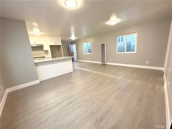 Wilmington, CA 90744,914 Bay View Avenue