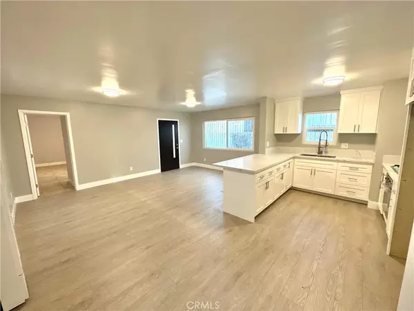 Wilmington, CA 90744,914 Bay View Avenue