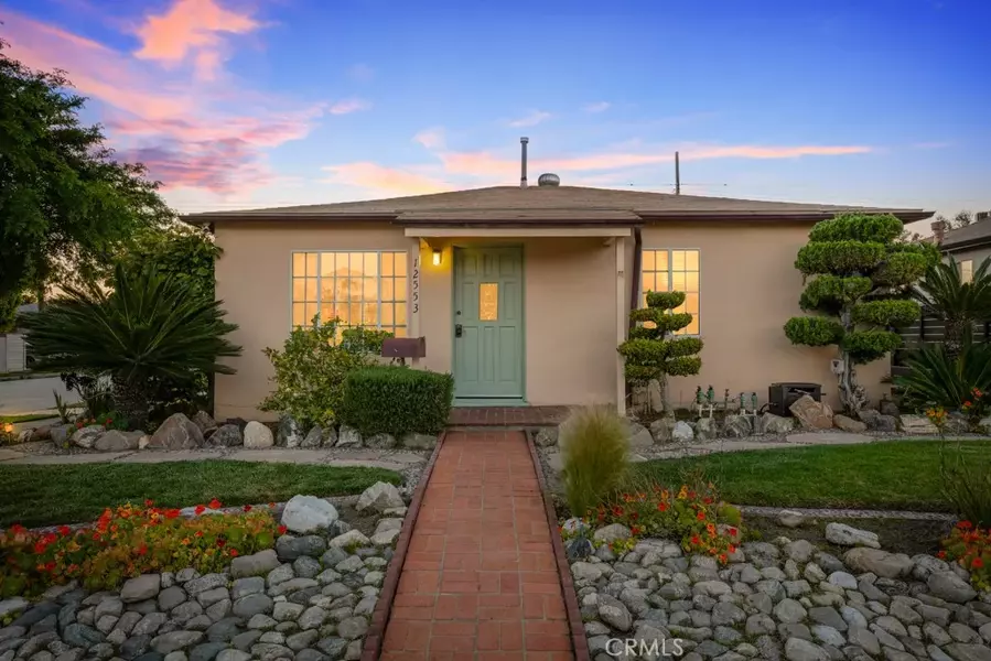 12553 Admiral Avenue, Marina Del Rey, CA 90066