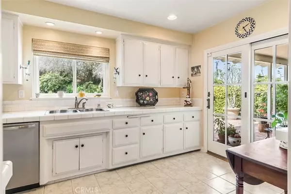 Rancho Palos Verdes, CA 90275,27131 Indian Peak Rd