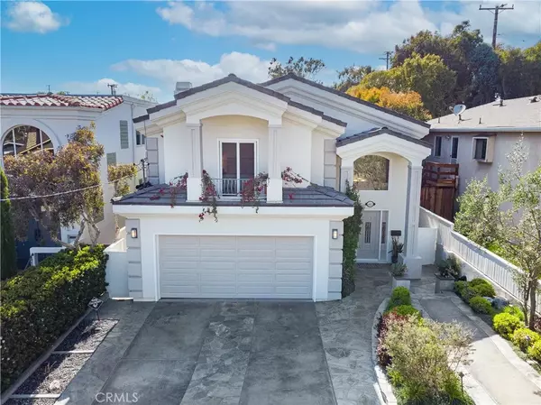2613 Walnut Avenue, Manhattan Beach, CA 90266