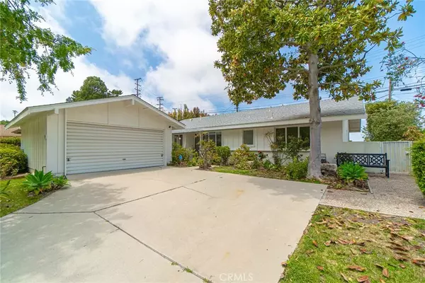 Rancho Palos Verdes, CA 90275,27845 Hawthorne Boulevard