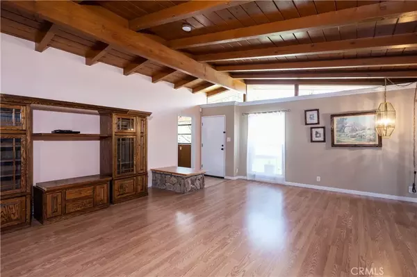 Lomita, CA 90717,25517 Woodward Avenue