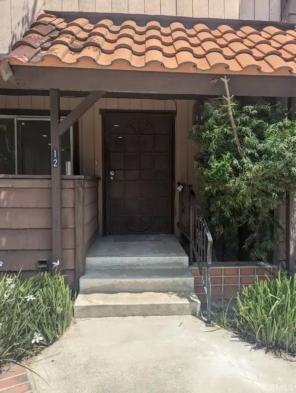 Panorama City, CA 91402,9414 Moonbeam Avenue #12