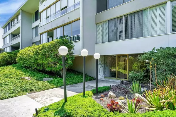 32724 Coastsite Dr #306, Rancho Palos Verdes, CA 90275