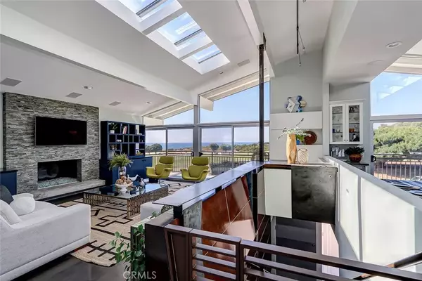 Palos Verdes Estates, CA 90274,340 Via Almar