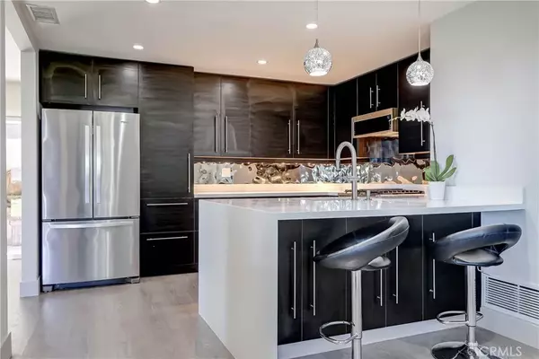 Rancho Palos Verdes, CA 90275,63 Hilltop Circle