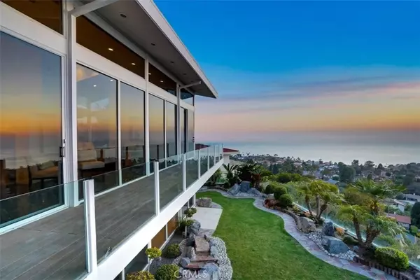 Palos Verdes Estates, CA 90274,2745 Via Miguel