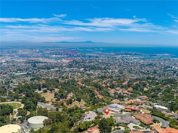 Rancho Palos Verdes, CA 90275,3045 Crownview Drive