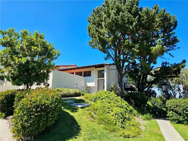 Rolling Hills Estates, CA 90274,11 Oaktree Lane