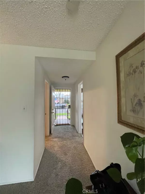 Hawthorne, CA 90250,15006 Florwood Avenue