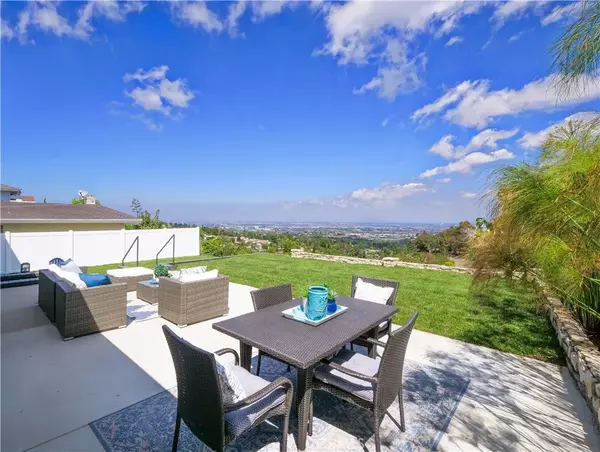 Rancho Palos Verdes, CA 90275,27438 Elmbridge Drive