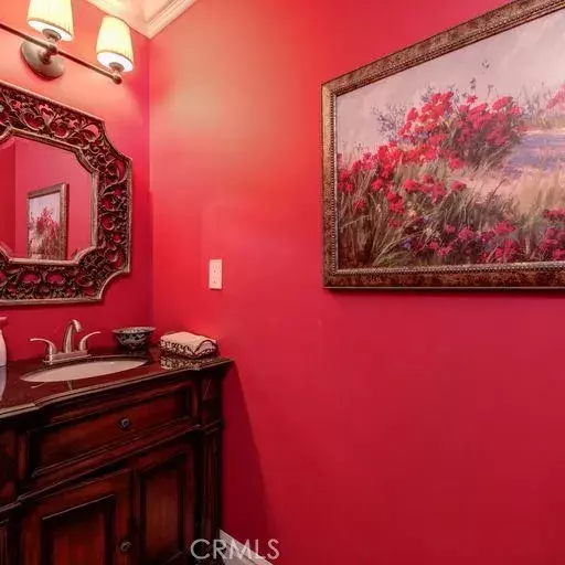 Palos Verdes Estates, CA 90274,4033 Via Picaposte