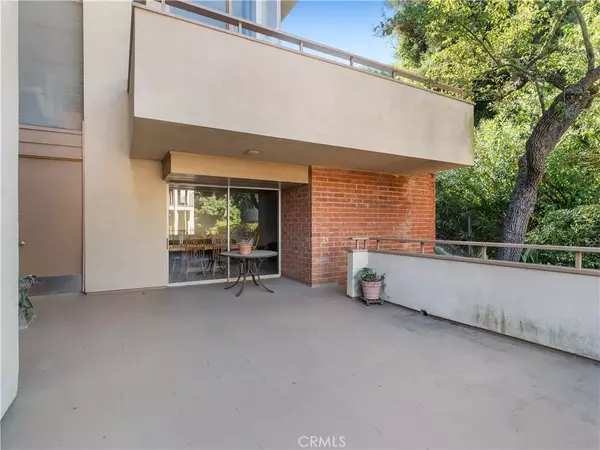 Rancho Palos Verdes, CA 90275,5658 Ravenspur Drive #301