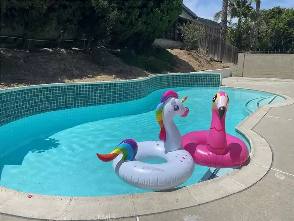 Rancho Palos Verdes, CA 90275,27811 Palmeras Place