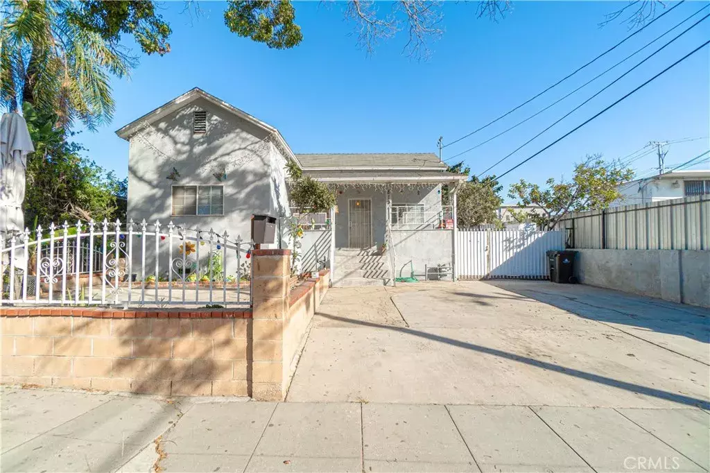 Wilmington, CA 90744,818 Lakme Avenue