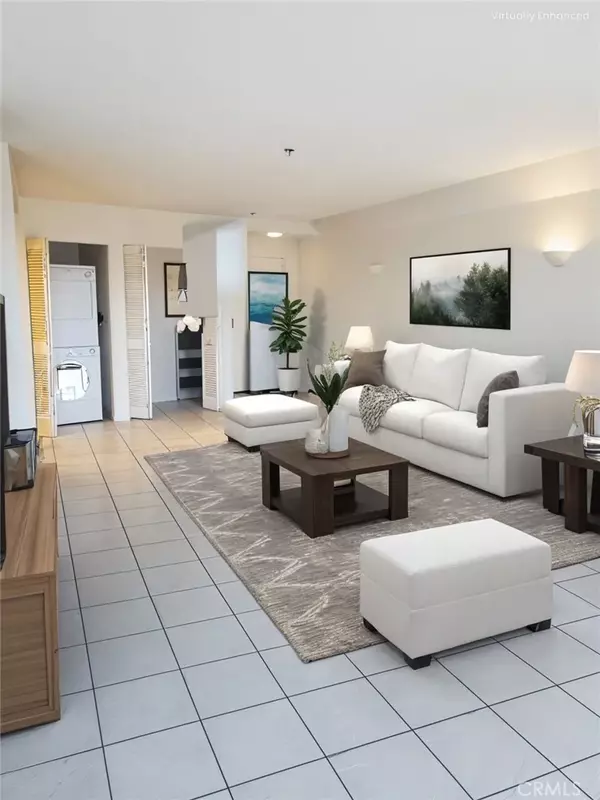 Redondo Beach, CA 90277,625 Esplanade #4