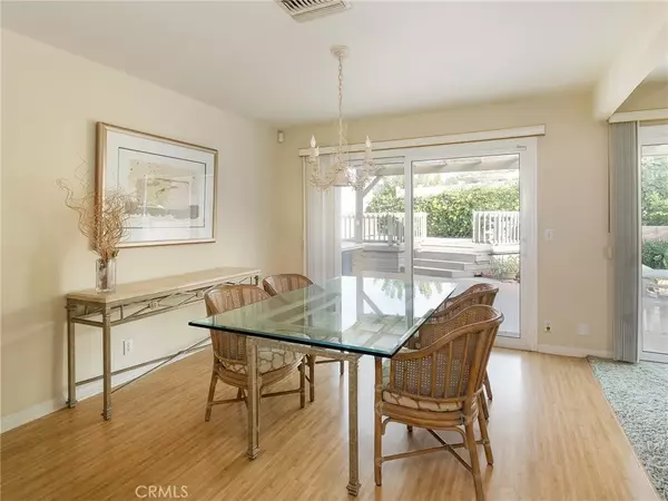 Rancho Palos Verdes, CA 90275,28612 Stokowski Drive