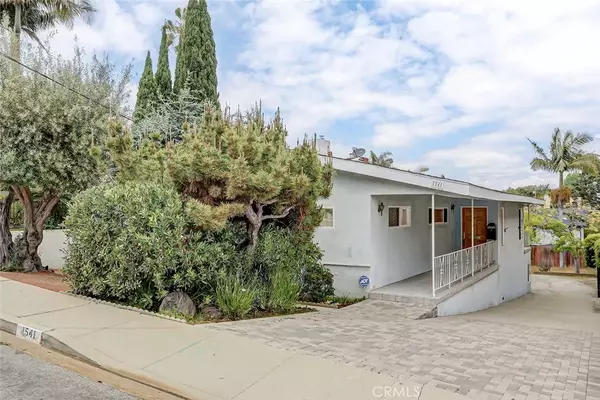 1541 Gates Avenue, Manhattan Beach, CA 90266