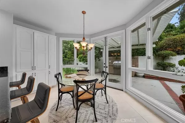 Rancho Palos Verdes, CA 90275,28876 King Arthur Court