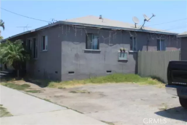 Wilmington, CA 90744,902 Island