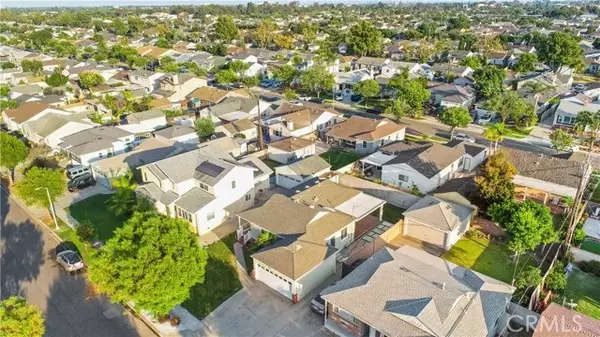 Lakewood, CA 90712,2712 Loomis Street