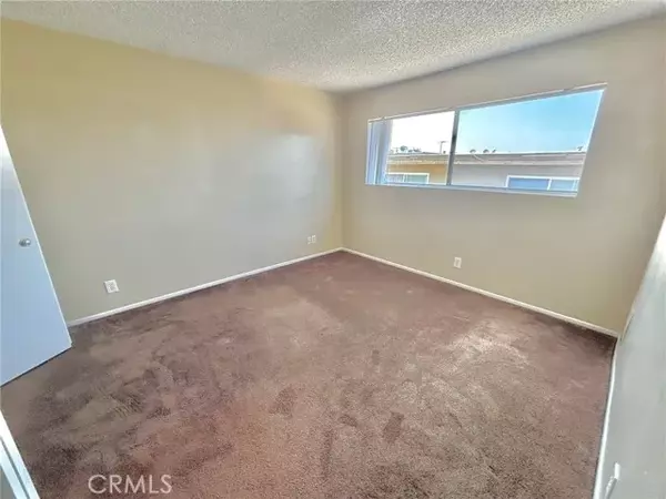 Lomita, CA 90717,26015 Narbonne Avenue #11