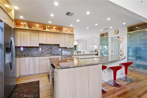 Rancho Palos Verdes, CA 90275,3938 Exultant Drive