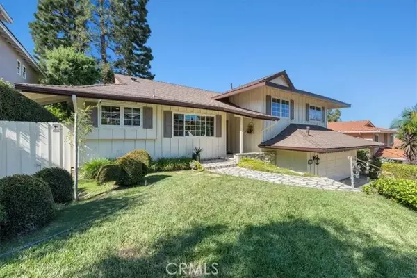 Rancho Palos Verdes, CA 90275,2039 Van Karajan Drive