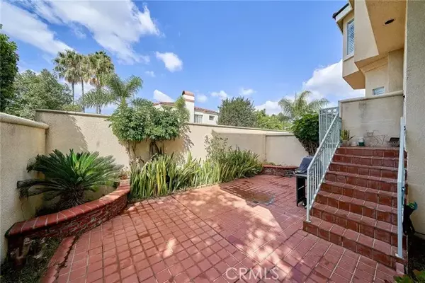 Torrance, CA 90503,2825 Plaza Del Amo #157
