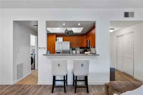 Playa Del Rey, CA 90293,8180 Manitoba Street #126