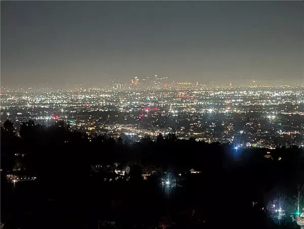 Rolling Hills Estates, CA 90274,22 Deerhill Drive