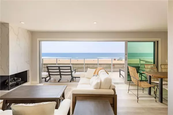 Manhattan Beach, CA 90266,2208 The Strand