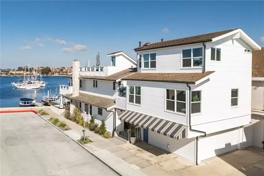 207 E Edgewater Avenue, Newport Beach, CA 92661