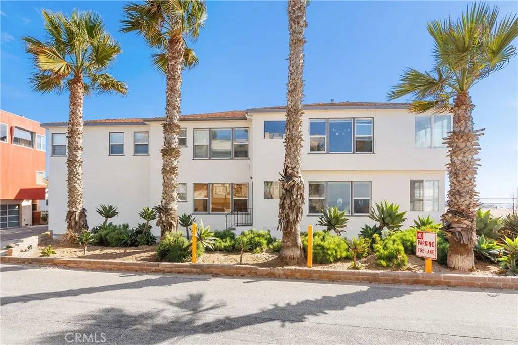 Hermosa Beach, CA 90254,2 2nd Street