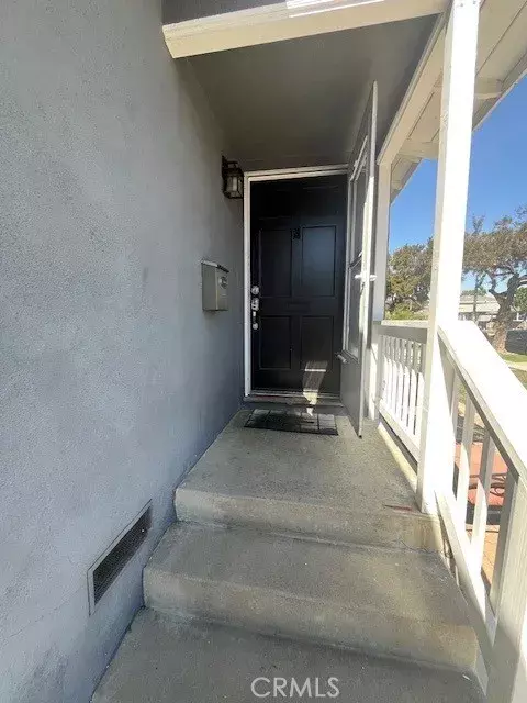 Lakewood, CA 90713,4609 Ladoga Avenue