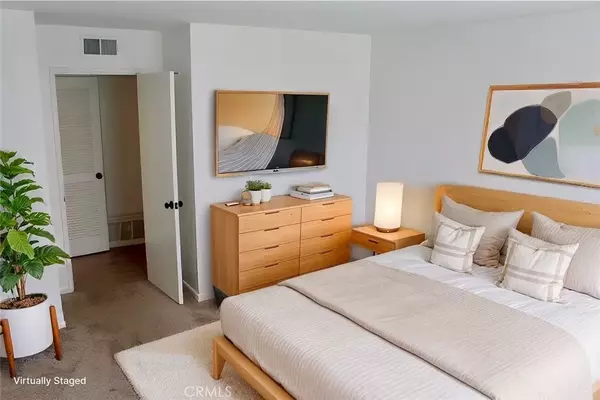 Huntington Beach, CA 92647,6600 Warner Avenue #142