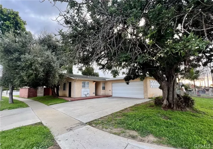 15705 Deblynn Avenue, Gardena, CA 90248