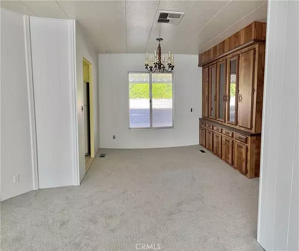 Palm Desert, CA 92260,73966 Zircon West