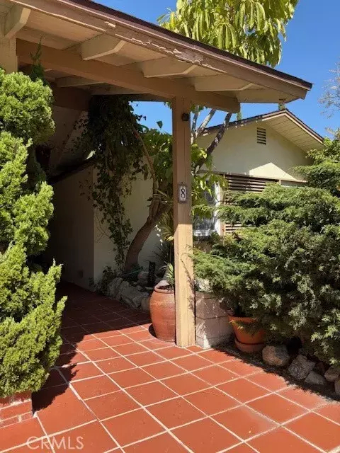 8 Silver Spring Drive, Rolling Hills Estates, CA 90274