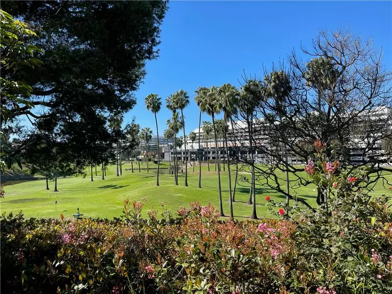 15 Tiburon Court, Manhattan Beach, CA 90266