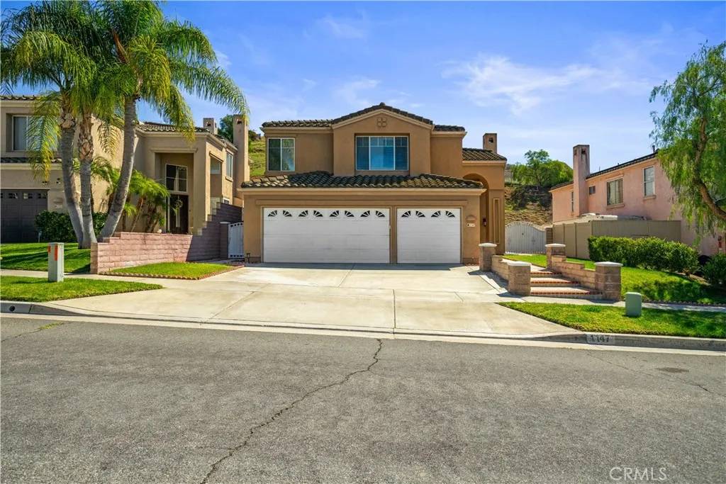 1147 Rosemary Circle, Corona, CA 92879