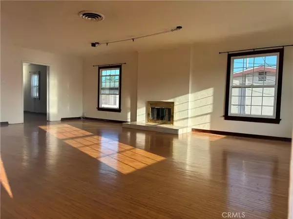 Long Beach, CA 90802,480 Cherry Avenue