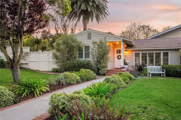 Palos Verdes Estates, CA 90274,405 Via Colorin