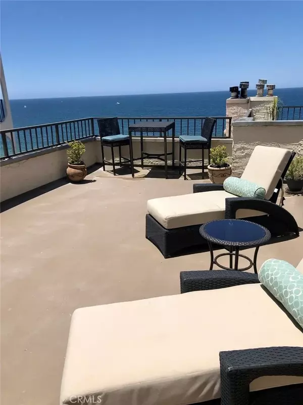 Redondo Beach, CA 90277,555 Esplanade #517