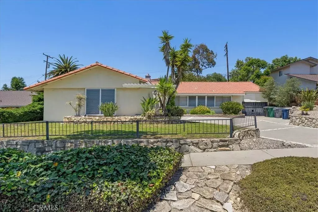 Rancho Palos Verdes, CA 90275,6543 Monero Drive