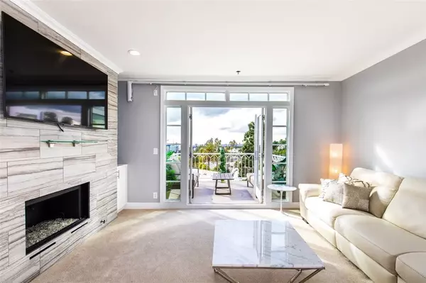 2222 N Beachwood Drive #415, Los Angeles, CA 90068