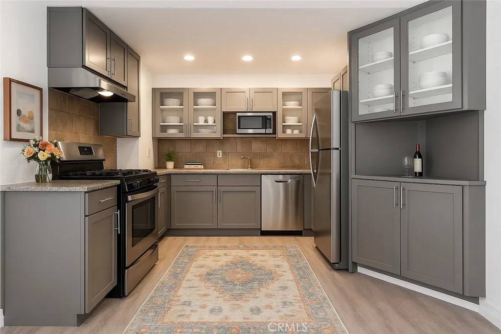 Santa Ana, CA 92701,1260 Cabrillo Park Drive #H