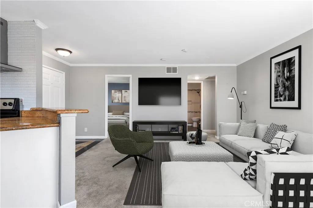 3408 Hathaway Avenue #301, Long Beach, CA 90815